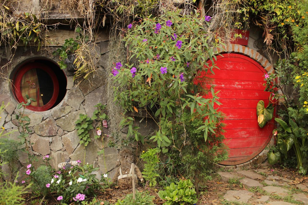 מלון Nueva San Salvador The Hobbit La Comarca מראה חיצוני תמונה