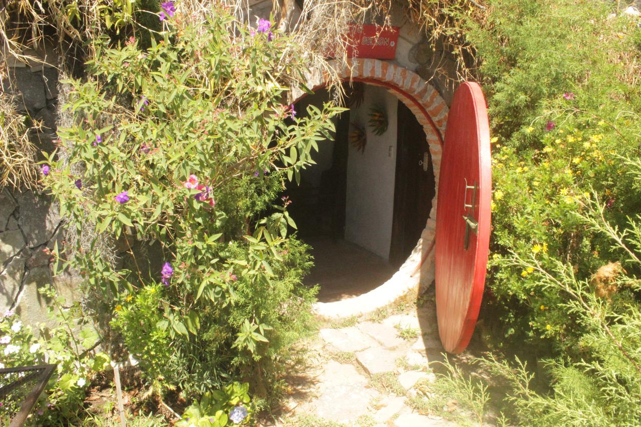 מלון Nueva San Salvador The Hobbit La Comarca מראה חיצוני תמונה
