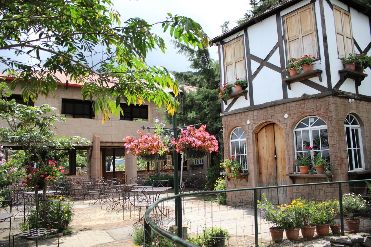 מלון Nueva San Salvador The Hobbit La Comarca מראה חיצוני תמונה